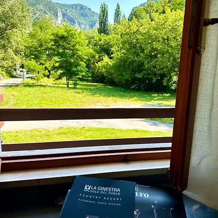 Отель La Ginestra 3*