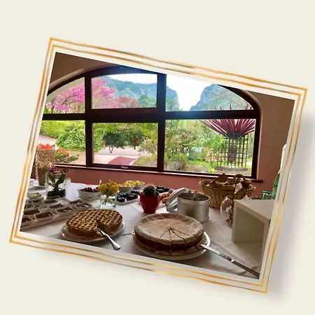 La Ginestra Hotel